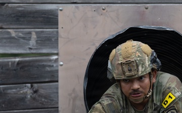 U.S. Army Europe and Africa Best Squad Soldiers Tackle Leaders Reaction Course