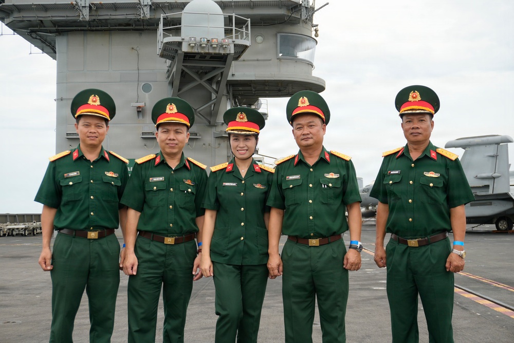 George Washington Hosts Tours in Da Nang, Vietnam