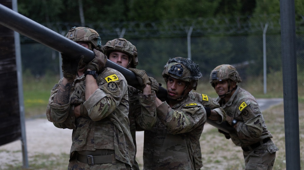 U.S. Army Europe and Africa Best Squad Soldiers Tackle Leaders Reaction Course