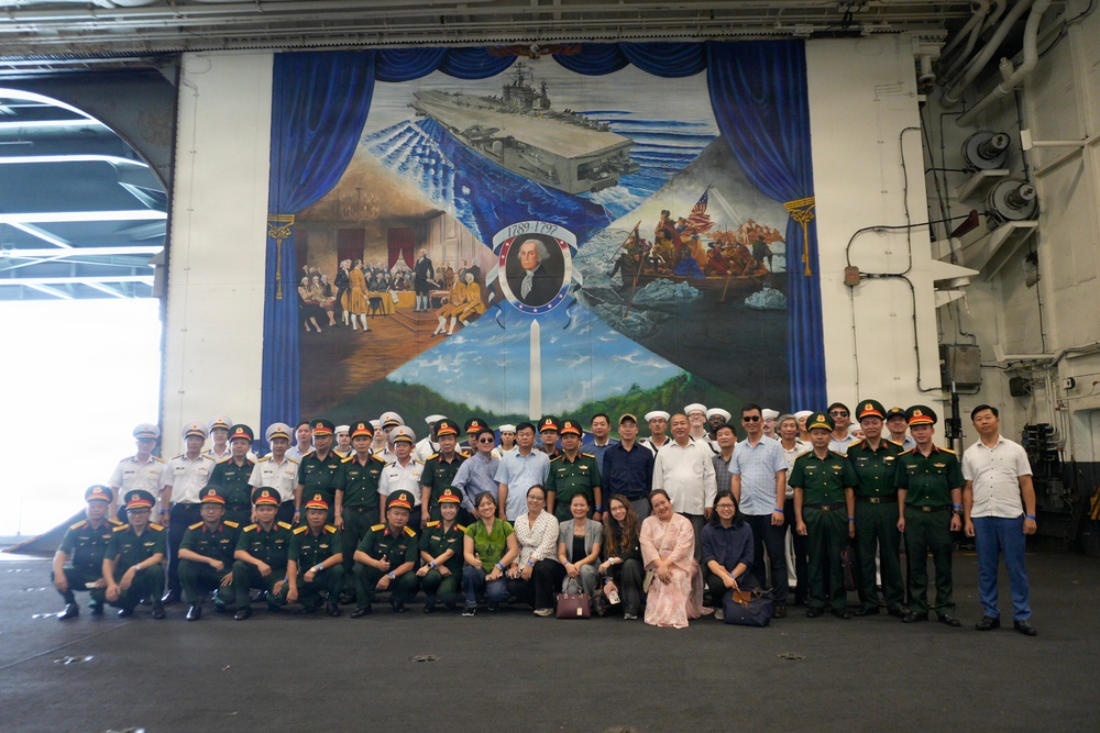 George Washington Hosts Tours in Da Nang, Vietnam