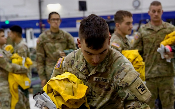 Washington Guard Soldiers Airmen Support Statewide Wildfire Response