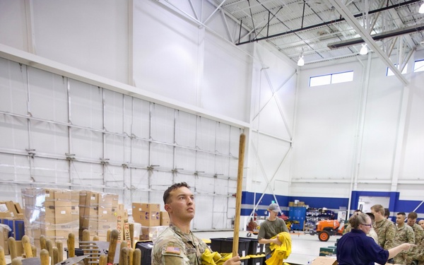 Washington Guard Soldiers Airmen Support Statewide Wildfire Response