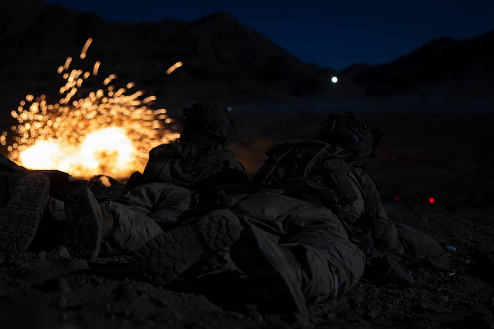 SLTE 4-26: Fox- Company, 2nd Battalion, 2nd Marine Regiment Conduct Night-Time Live-Fire Company Attack