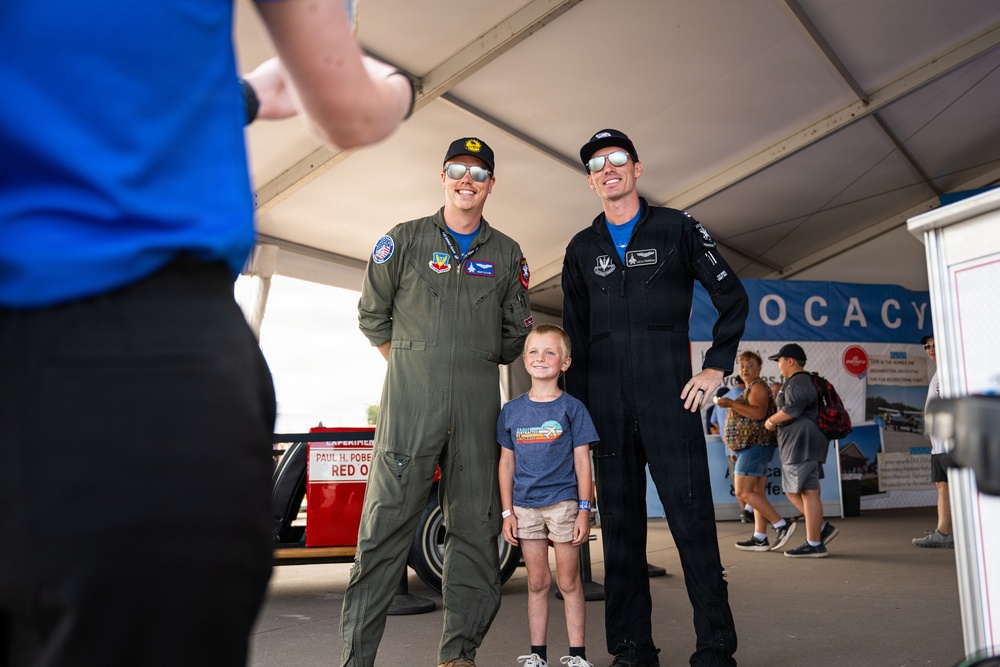 F-22 Raptor Demonstration Team showcases fifth-generation capabilities at Oshkosh 2026