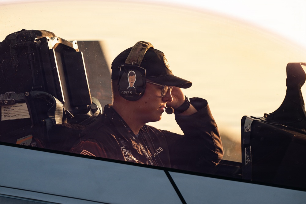 F-22 Raptor Demonstration Team showcases fifth-generation capabilities at Oshkosh 2026