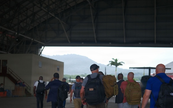 U.S. Service Members attend JRSOI brief for PANAMAX