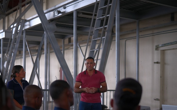 U.S. Service Members attend JRSOI brief for PANAMAX