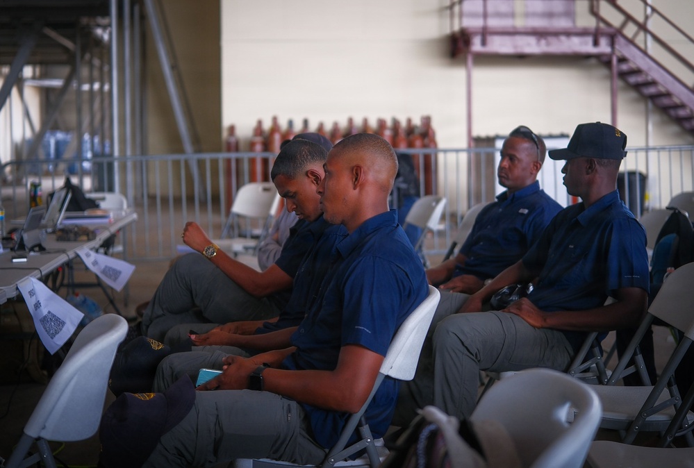 U.S. Service Members attend JRSOI brief for PANAMAX