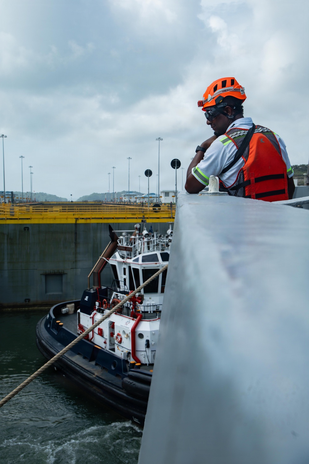LCF-24: USS San Antonio Straddles the Caribbean Sea and Pacific in Panama