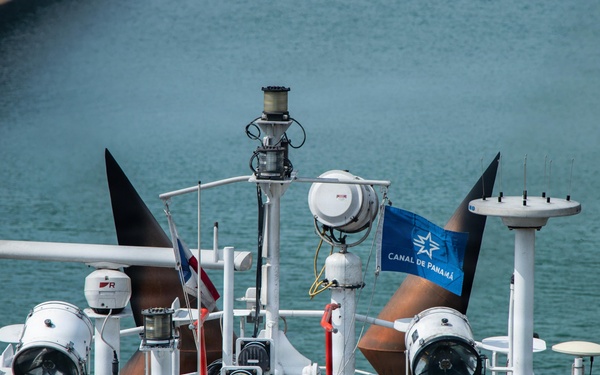 LCF-24: USS San Antonio Straddles the Caribbean Sea and Pacific in Panama