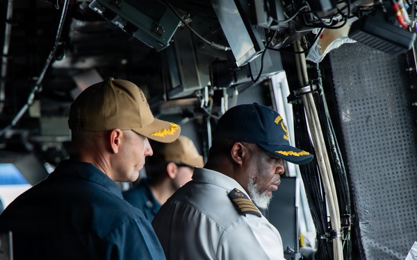 LCF-24: USS San Antonio Straddles the Caribbean Sea and Pacific in Panama