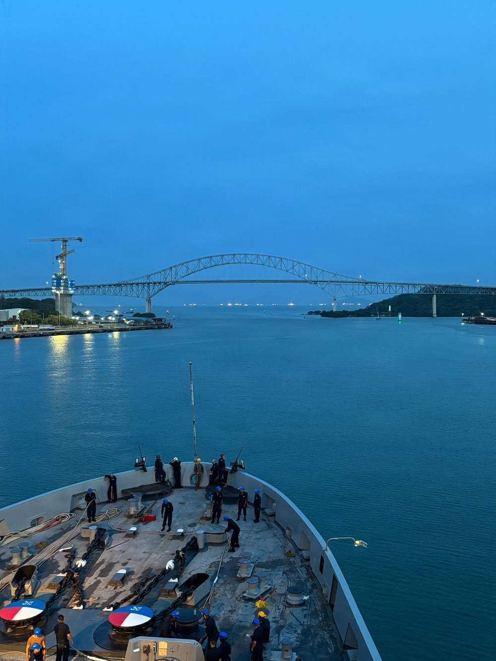 LCF-24: USS San Antonio Straddles the Caribbean Sea and Pacific in Panama