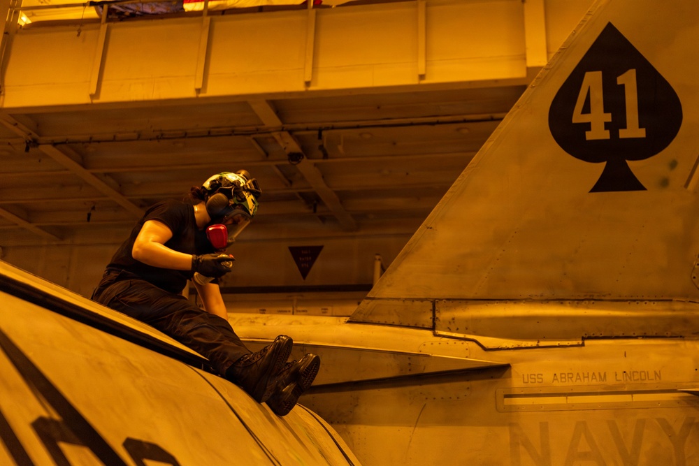 Abraham Lincoln Conducts Aircraft Maintenance