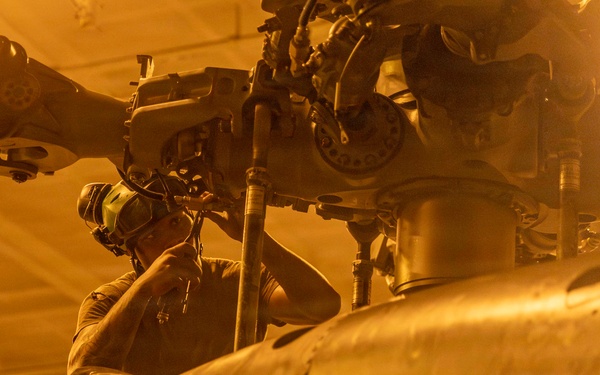 Abraham Lincoln Conducts Aircraft Maintenance