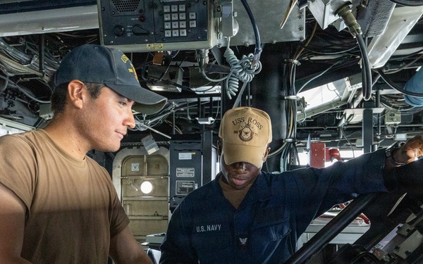 Bridge Operations Aboard USS Ross