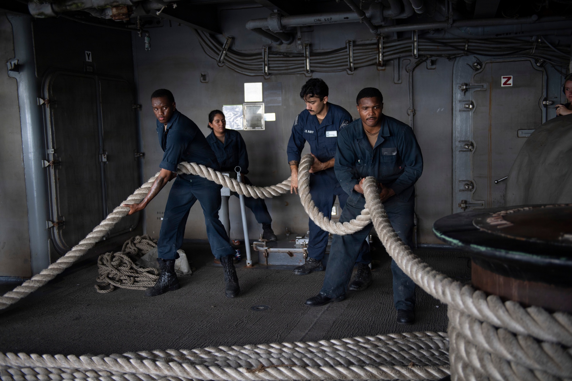 コレクション US.NAVY DVIDS - USS Theodore Roosevelt (CVN 71)