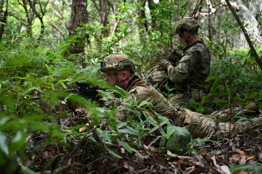 178th Wing Security Forces Airmen sharpen readiness in Hawaii's jungle terrain