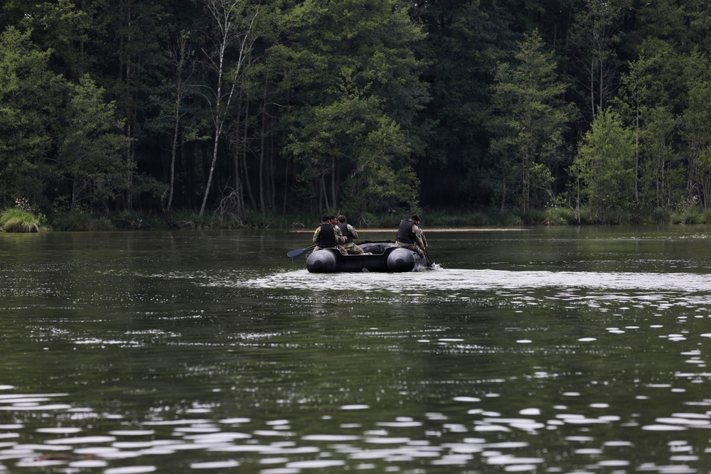 USAREUR-AF Best Squad Competition: Defender's Crossing &amp; Leader's Reaction Course