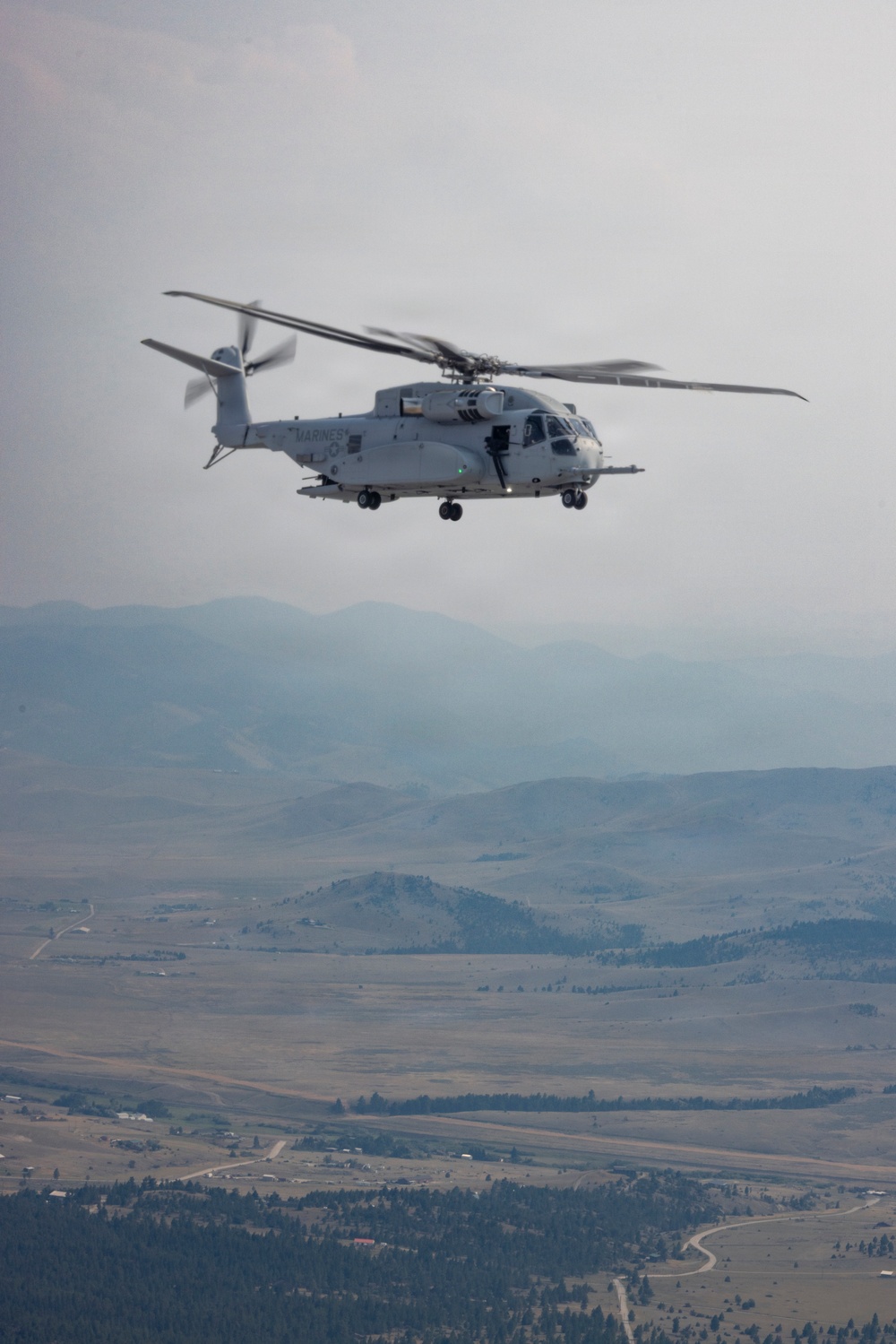 HMH-461 conducts flight operations in Montana
