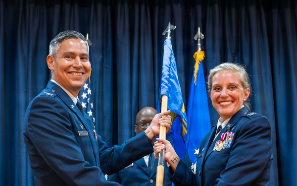 307th Medical Squadron gains new commander