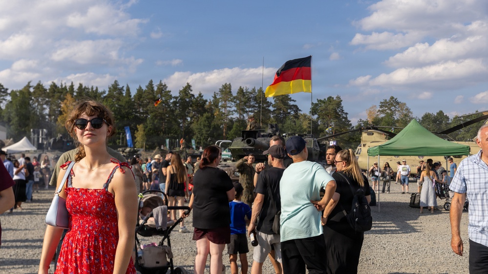 65th German-American Volksfest Strengthens Community Ties at Grafenwoehr