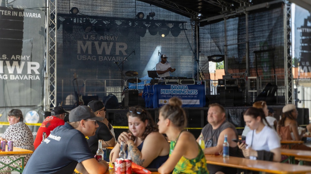 65th German-American Volksfest Strengthens Community Ties at Grafenwoehr