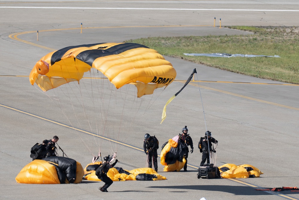 2026 Arctic Lightning Air Show Day 1