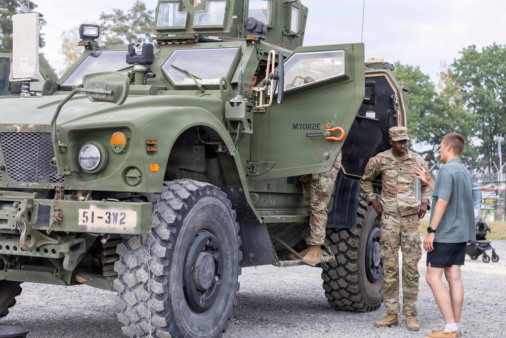 U.S. Army Soldiers Showcase Military Vehicles at 65th German-American Volksfest