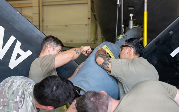 161st Air Refueling Wing KC-135 Stratotanker Maintenance