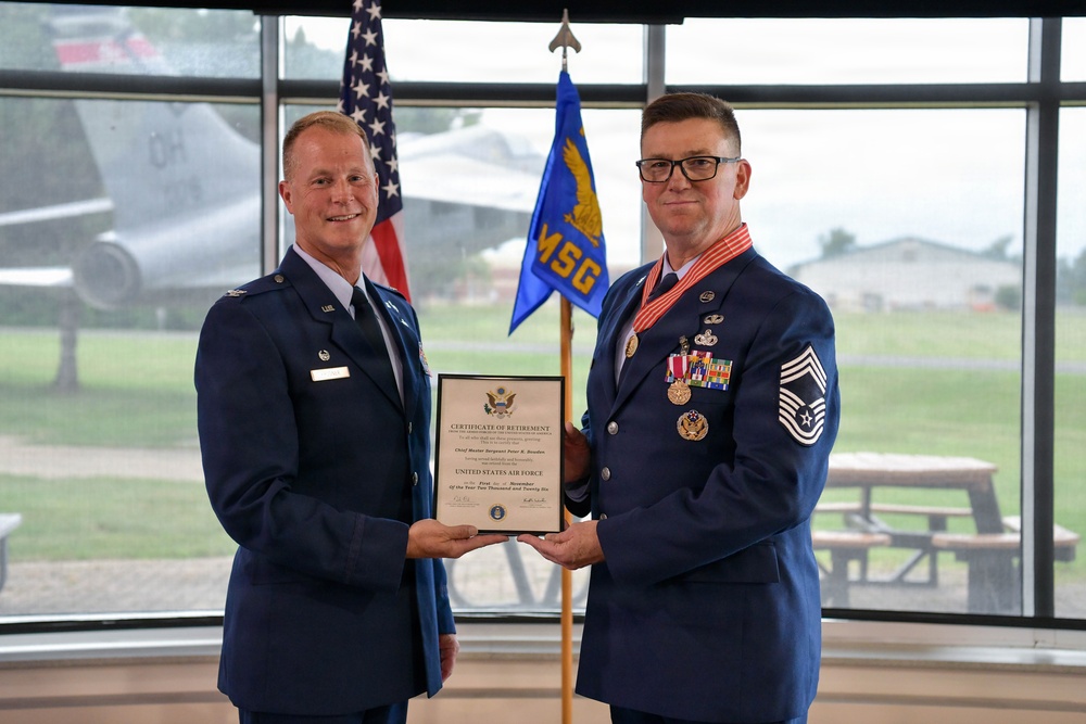 CMSgt Bowden retires from the 178th Wing