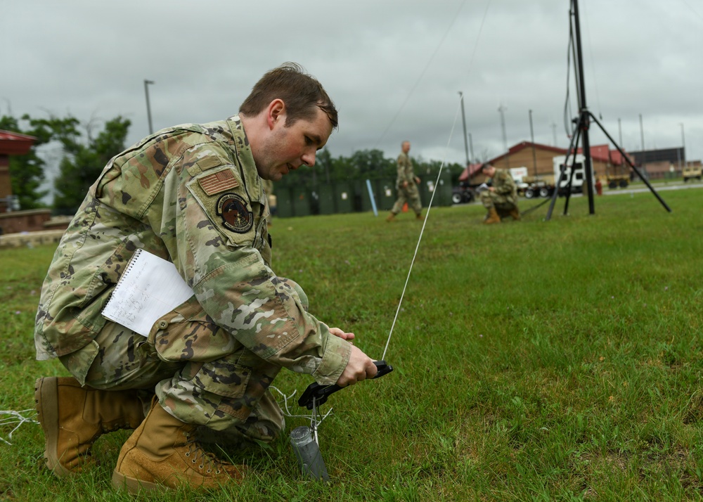 110th Communications Squadron sets up mobile 5G tower during Northern Strike 26-2