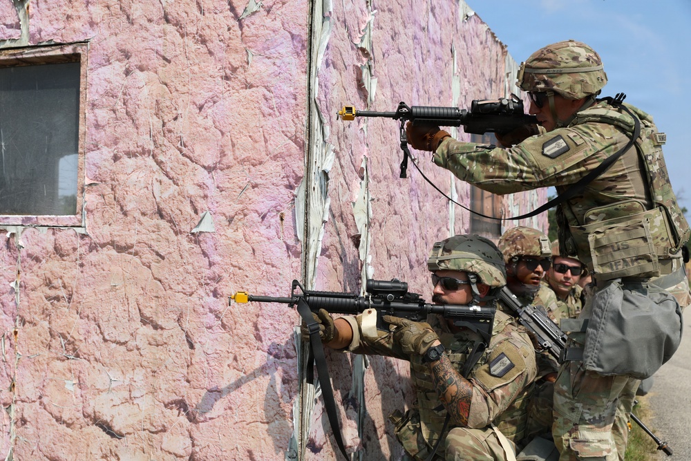 Engineers conduct dismounted reconnaissance, CBRN, and counter-UAS training