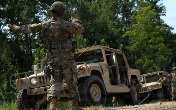639th Transportation Company executes vehicle recovery training during WAREX