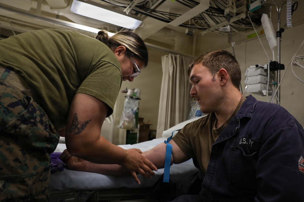 John P. Murtha Conducts ARGMEUEX With Makin Island Amphibious Ready Group
