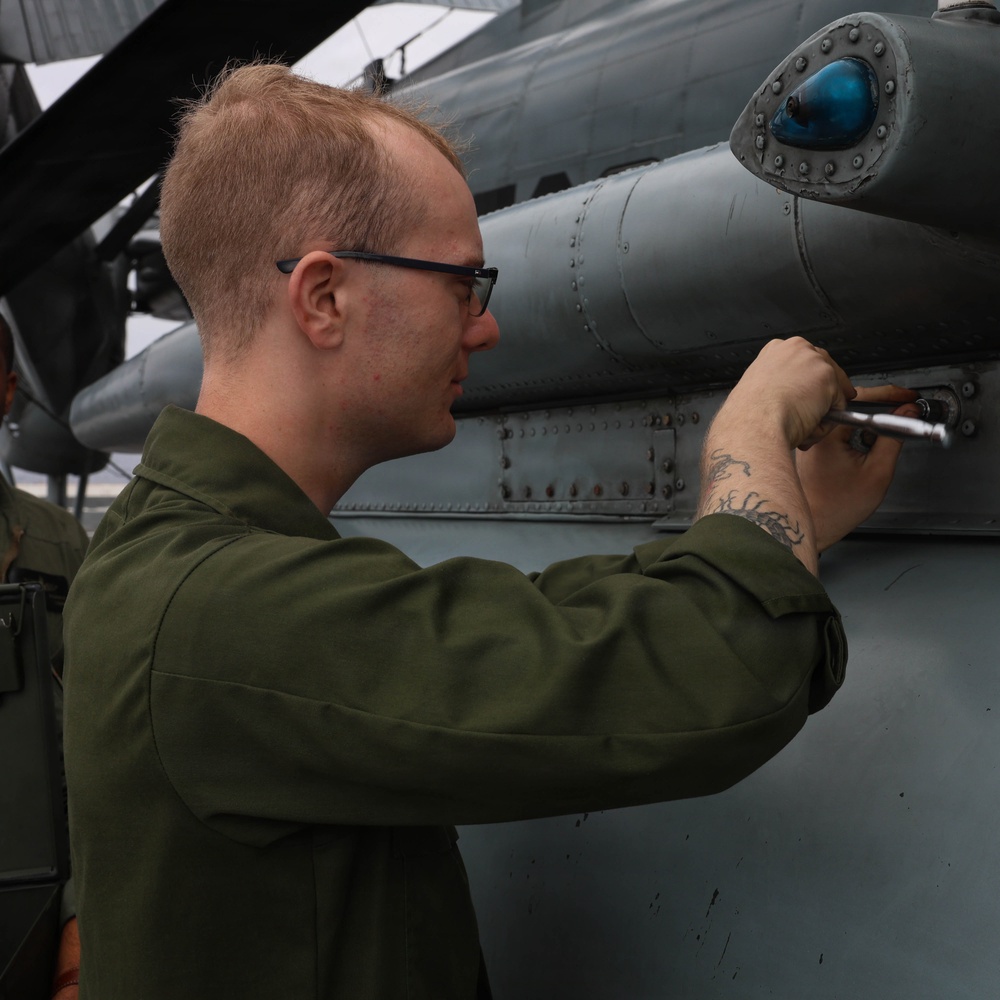 John P. Murtha Conducts ARGMEUEX With Makin Island Amphibious Ready Group