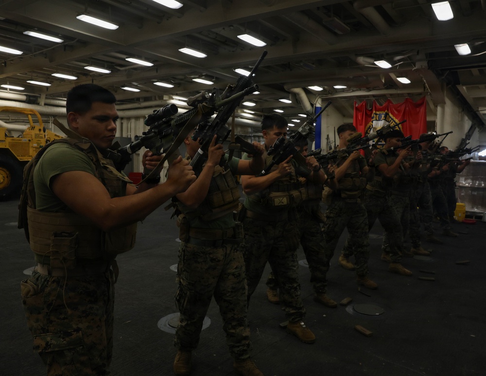 John P. Murtha Conducts ARGMEUEX With Makin Island Amphibious Ready Group