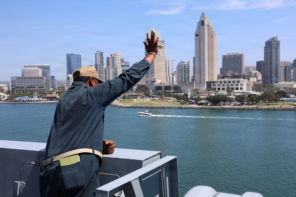 John P. Murtha Conducts ARGMEUEX With Makin Island Amphibious Ready Group