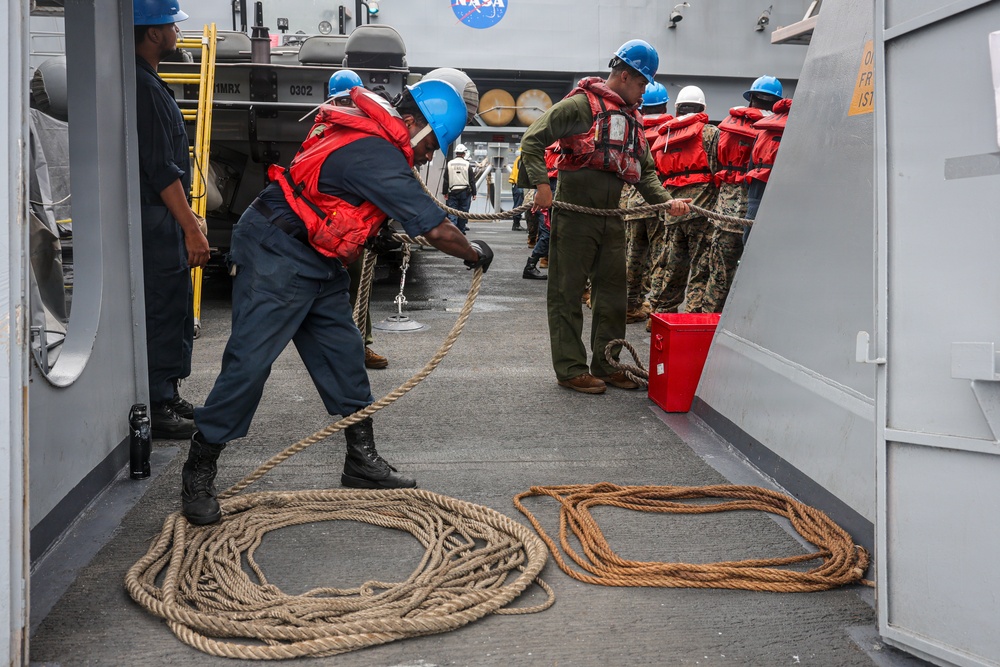 John P. Murtha Conducts ARGMEUEX With Makin Island Amphibious Ready Group