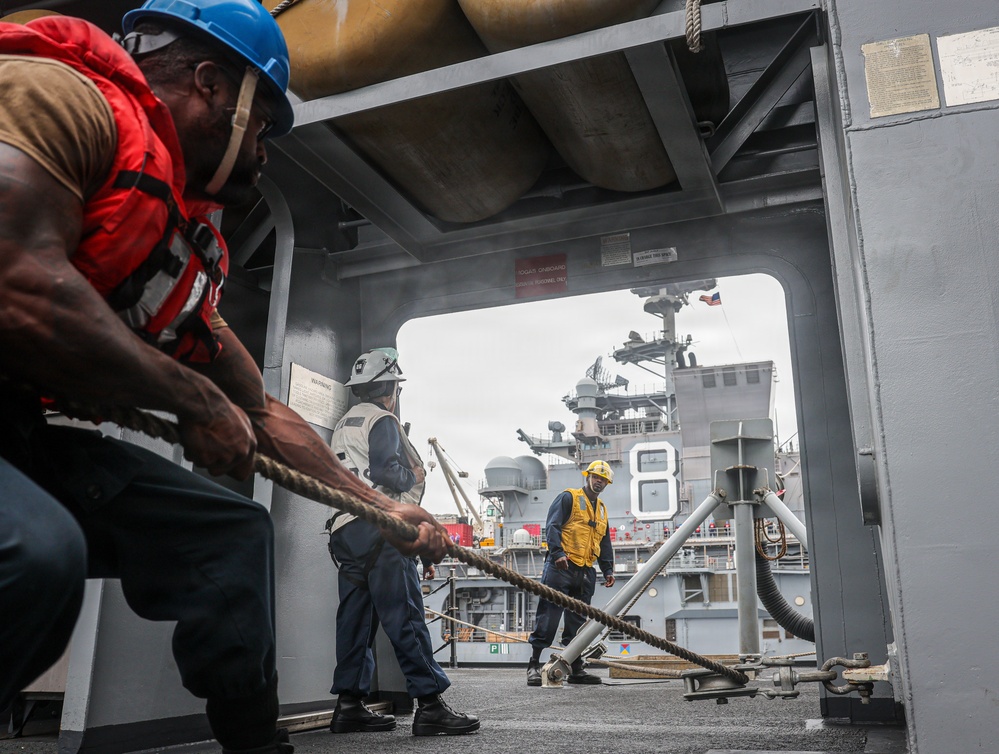 John P. Murtha Conducts ARGMEUEX With Makin Island Amphibious Ready Group