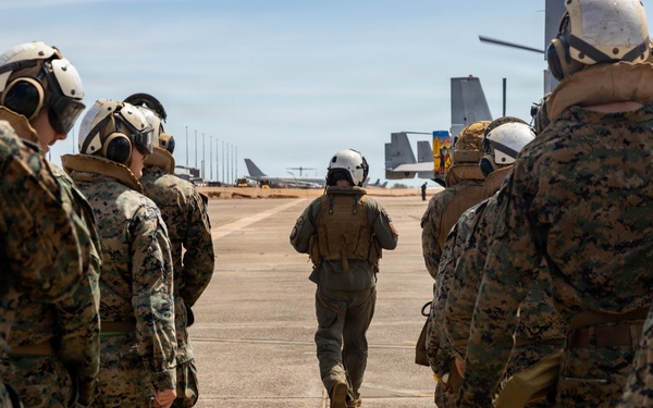 MRF-D Marines conduct routine flight operations