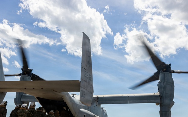 MRF-D Marines conduct routine flight operations