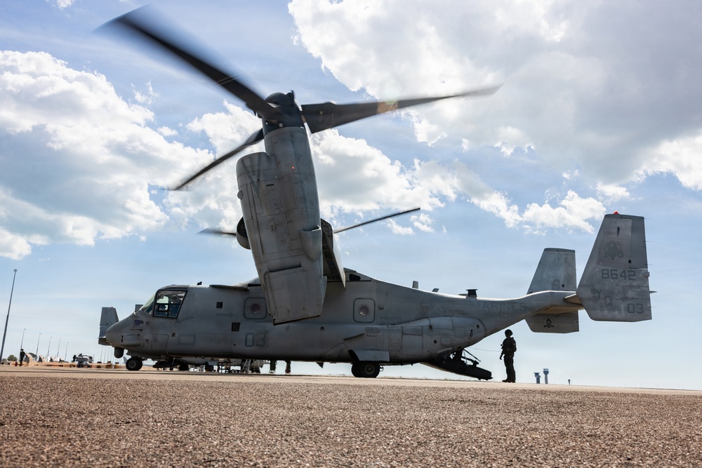 MRF-D Marines conduct routine flight operations