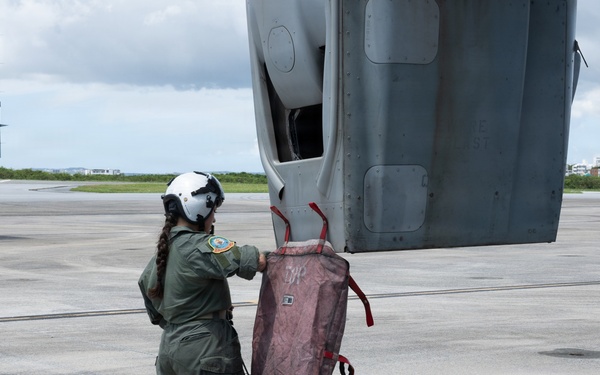 VMM-262 Conducts Hoist Training