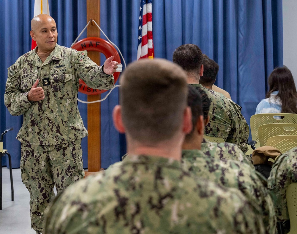 CNRJ CMDCM Alan Benavidez visits Naval Air Facility Misawa
