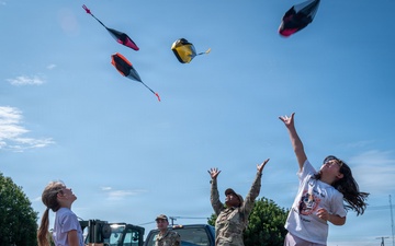 374 LRS showcases airdrop operations