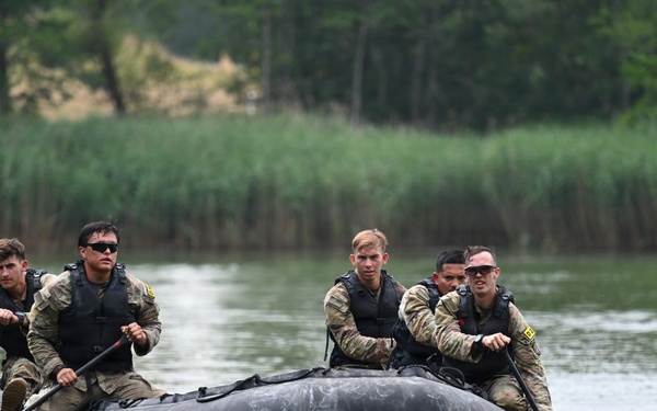2026 Best Squad Conducts Defender’s Crossing Exercise