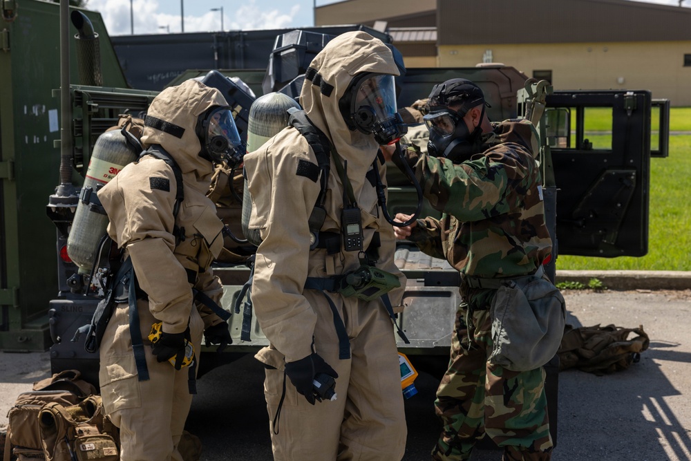 MWSS-171 responds to a simulated chemical attack during KMEP 26.2