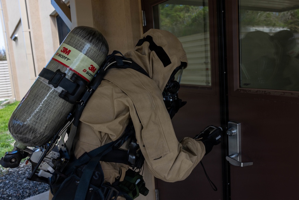 MWSS-171 responds to a simulated chemical attack during KMEP 26.2