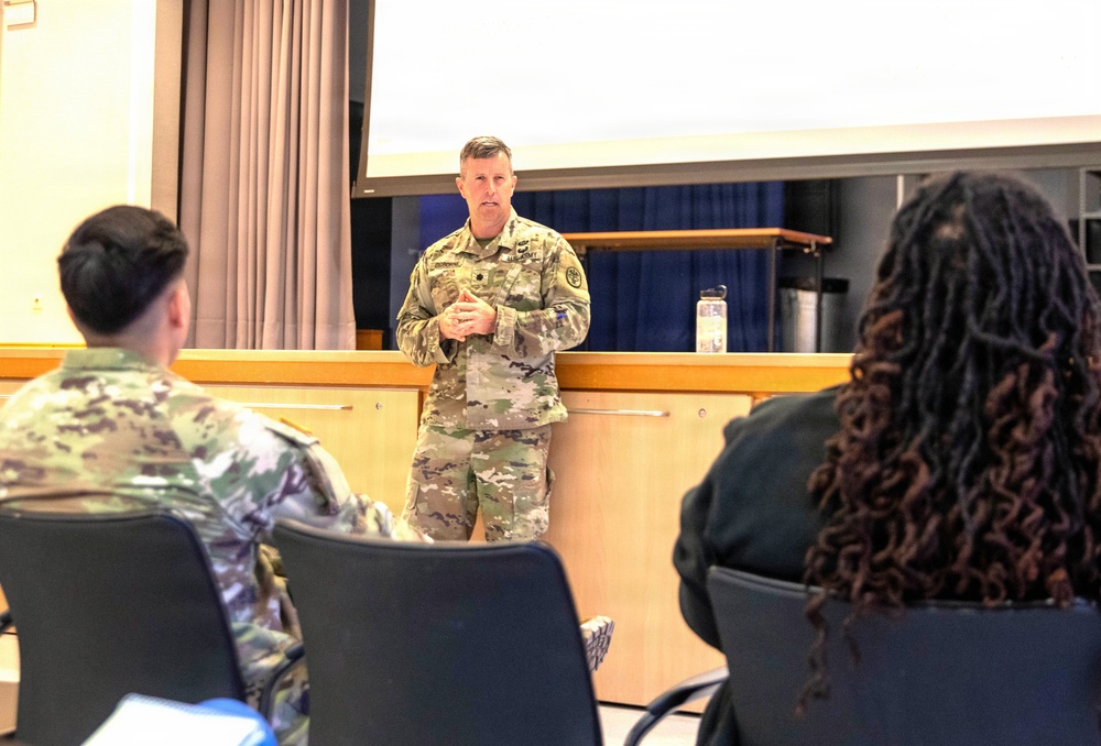Army JAG officer promotes financial readiness among servicemembers