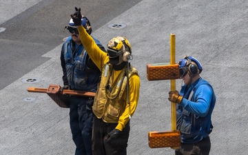 USS Boxer, 11th MEU Conducts Flight Operations